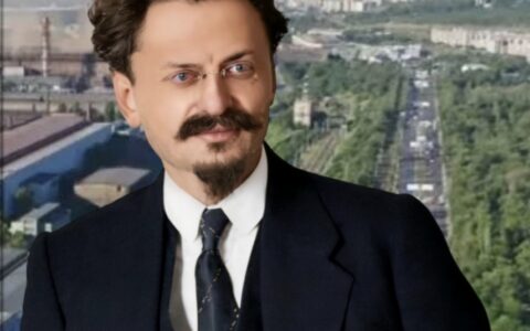 Soviet Union and leader Trotsky, Makhno